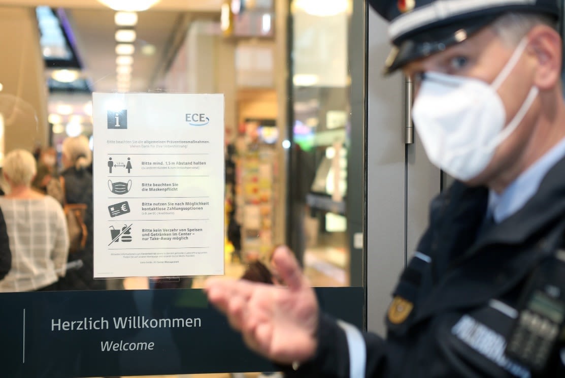 Die Polizei kontrolliert auch in der Heilbronner Stadtgalerie, ob die Corona-Regeln eingehalten werden. 