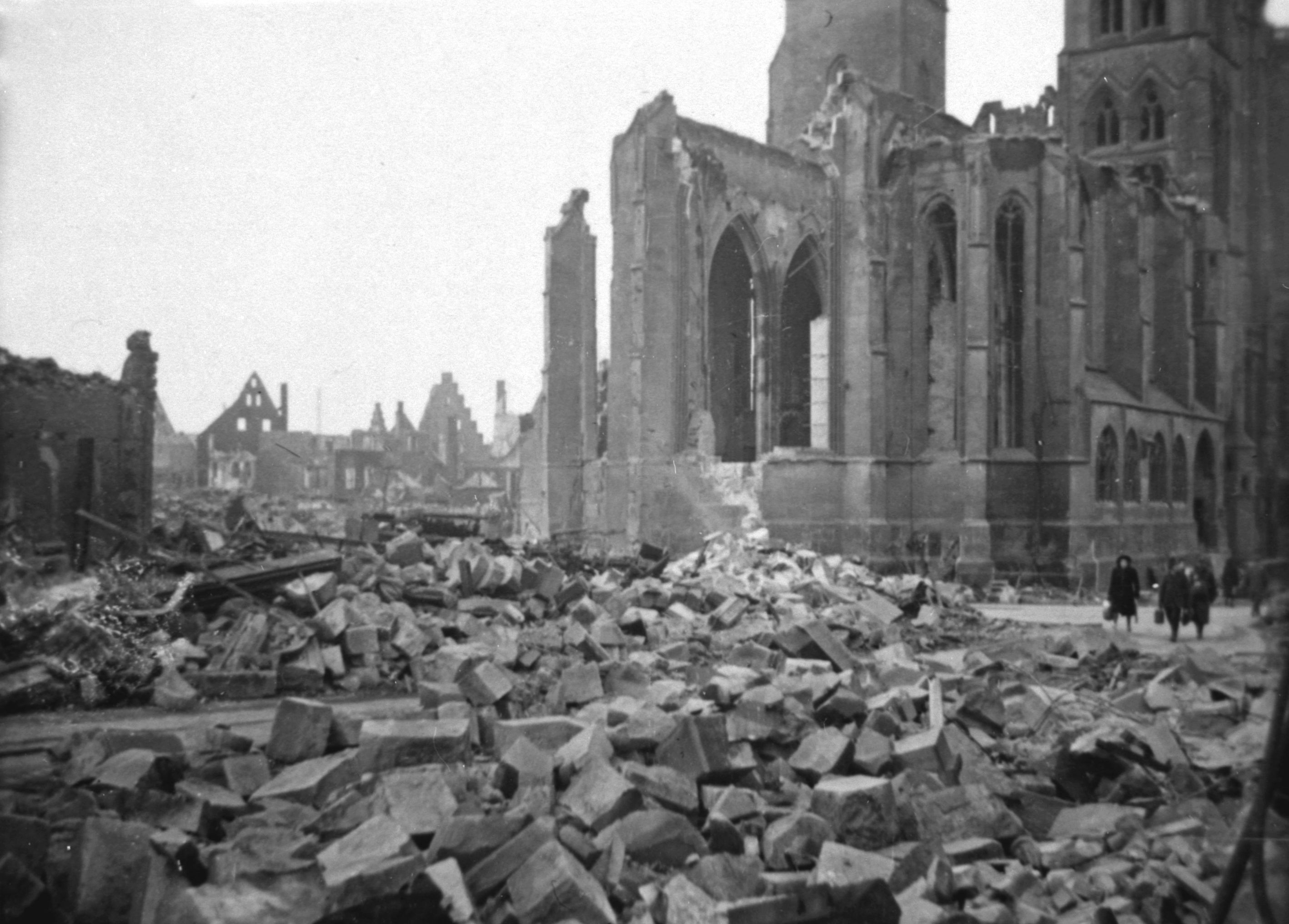 Heilbronn nach der Zerstörung vom 4.12.1944