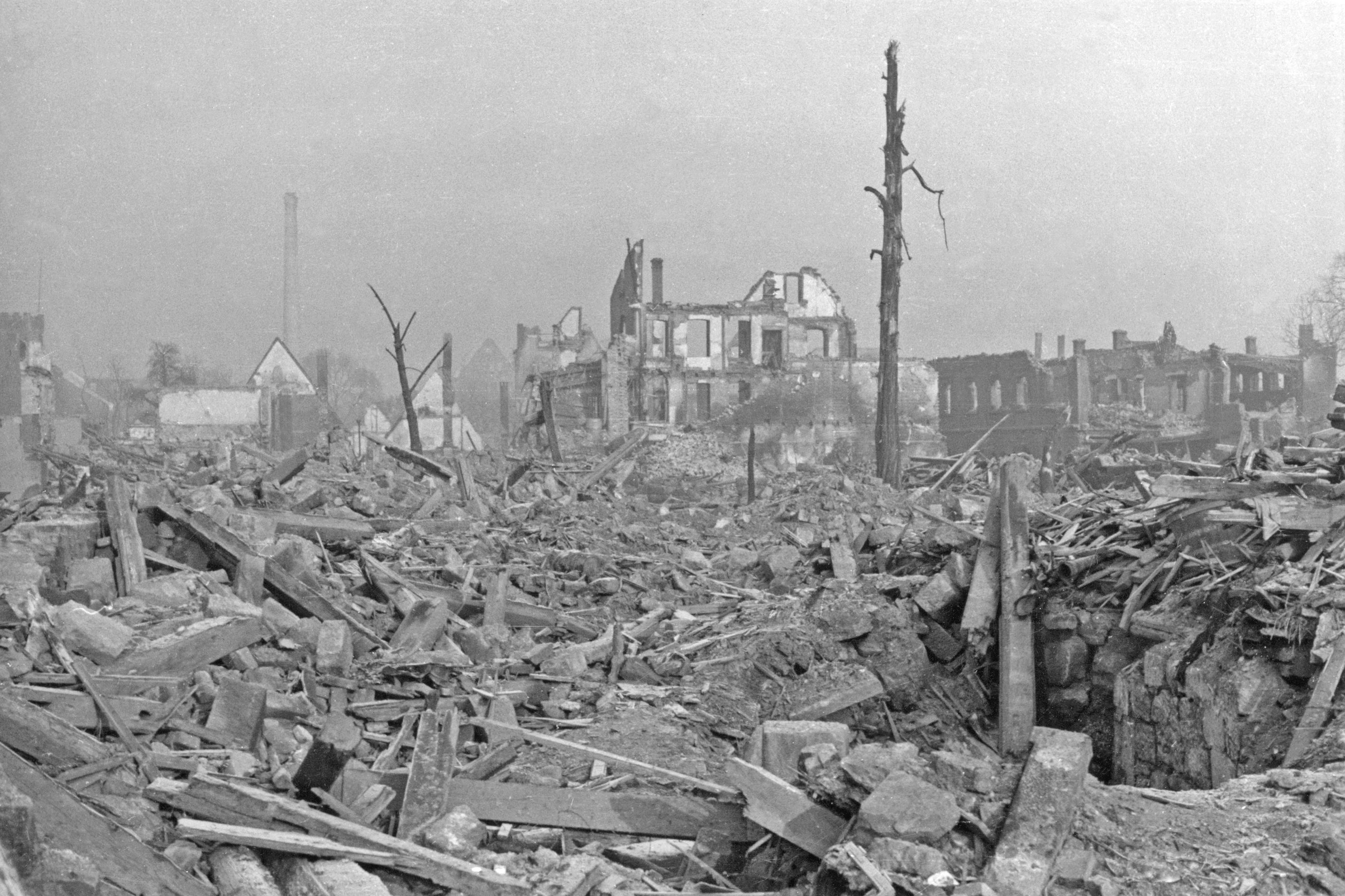 Heilbronn nach der Zerstörung vom 4.12.1944