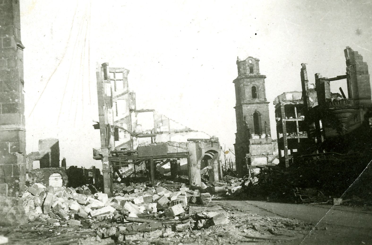 Heilbronn nach der Zerstörung vom 4.12.1944